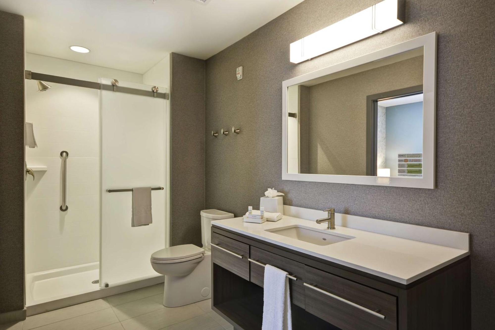 Home2 Suites By Hilton Queensbury Lake George Ngoại thất bức ảnh